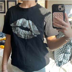 Kesha Halloween Costume Black Shirt w/ Lips Size S